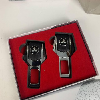 Заглушки для ременів безпеки на подарунок у коробочці Toyota, BMW, Lexus, Mazda, Nissan, Subaru, Chevrolet Mitsubishi Заглушки для ременів безпеки на подарунок у коробочці Toyota, BMW, Lexus, Mazda, Nissan, Subaru, Chevrolet Mitsubishi