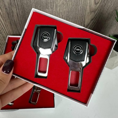 Заглушки для ременів безпеки на подарунок у коробочці Toyota, BMW, Lexus, Mazda, Nissan, Subaru, Chevrolet Opel