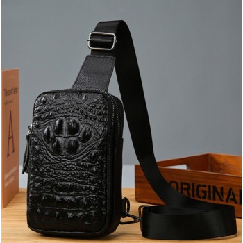 Мужская сумка барсетка на грудь кожаная качественная бананка на молнии из натуральной кожи Рептилия