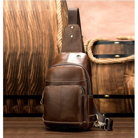 Мужская кожаная бананка на грудь коричневая