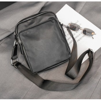 Качественная мужская сумка планшетка эко кожа черная