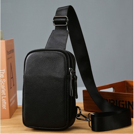 Мужская сумка барсетка на грудь кожаная качественная бананка на молнии из натуральной кожи Однотонная