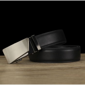 Стильный мужской ремень эко кожа