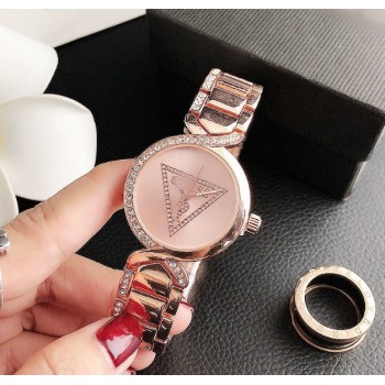 Якісний жіночий наручний годинник браслет Guess, модний і стильний годинник-браслет на руку Рожеве золото Якісний жіночий наручний годинник браслет Guess, модний і стильний годинник-браслет на руку Рожеве золото