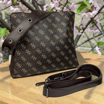 Женская сумка на плечо стиль Guess коричневая, качественная сумочка для девушек Гесс