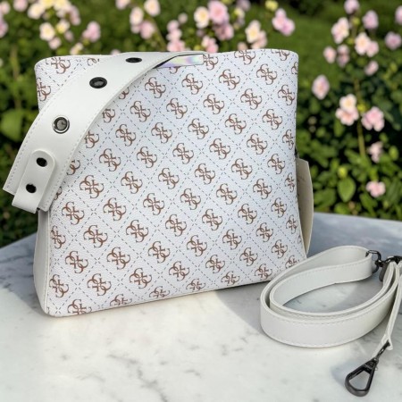 Женская сумка на плечо стиль Guess белая, качественная сумочка для девушек Гесс
