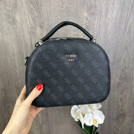 Каркасная женская сумка стиль Guess черная, сумочка на плечо Гесс
