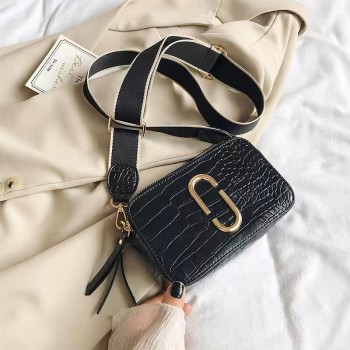 Женская мини сумочка клатч рептилия в стиле Marc Jacobs, маленькая сумка на плечо крокодил Черный Женская мини сумочка клатч рептилия в стиле Marc Jacobs, маленькая сумка на плечо крокодил Черный